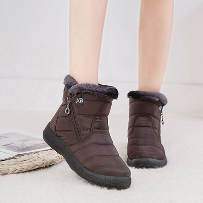 ArcticStride Boots - Conquer Winter in Comfort + 50% OFF